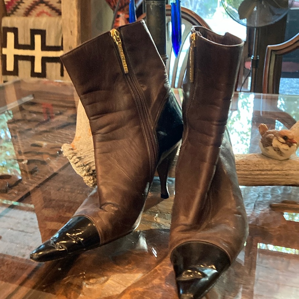 Michael Perry Italian leather w/ black Patent Leather detail boots size 37.5